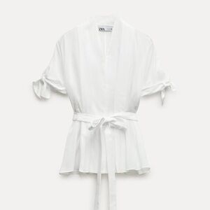 Zara white cotton blouse! bow tie detail on the sleeves,